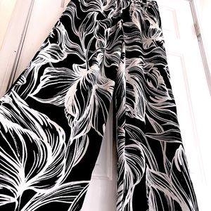 Brand New Anne Klein Palazzo Pants